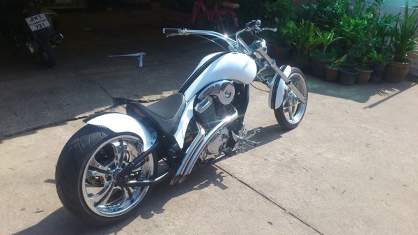 ขาย/แลก steed400 ยิงเฟลม ล้อโต ขาวสวยเงาๆแรงๆ ทะเบียน