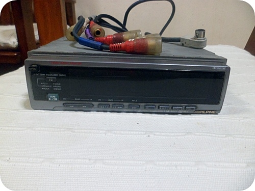 ///ALPINE TDA 5641 พร้อมกราฟฟิคอีคิว 7 แบน เสียงใส สะอาด ///ALPINE TDA 5641 พร้อมกราฟฟิคอีคิว 7 แบน เสียงใส สะอาด