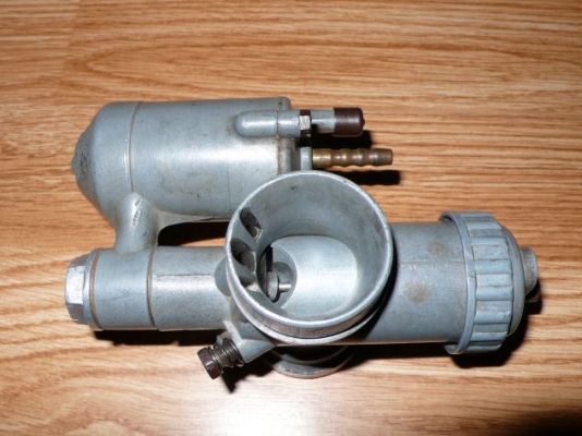 ขายอะไหล่จักรยานยนต์ BMW รุ่นคลาสสิค หลายรายการ ขายอะไหล่จักรยานยนต์ BMW รุ่นคลาสสิค หลายรายการ