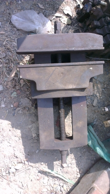 Sell> ขายปากกาจับชิ้นงานขนาดใหญ่ ปากกาแท่นไส หน้ากว้าง 16" / 40 เซน จัดส่งทั่วประเทศครับ