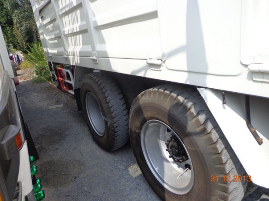 HINO MEGA FL1J 10 ล้อ 1 เพลา รถห้าง 220 แรงม้าJO8C TURBO INTER COOLER EURO2 พวงมาลัยพาวเวอร์ เบรกทิฟ