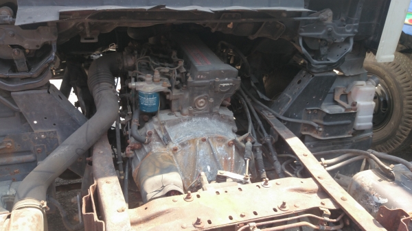 ขาย รถห้าง ISUZU  NPR  เครื่อง /4HF 135 ดั้มหัวได้ สวยๆทำสีใหม่หมดคับ ขาย 440000