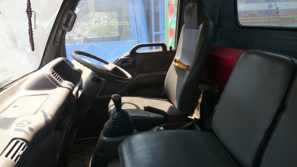 ขาย รถห้าง ISUZU  NPR  เครื่อง /4HF 135 ดั้มหัวได้ สวยๆทำสีใหม่หมดคับ ขาย 440000