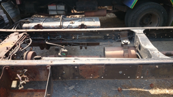 ขาย รถห้าง ISUZU  NPR  เครื่อง /4HF 135 ดั้มหัวได้ สวยๆทำสีใหม่หมดคับ ขาย 440000