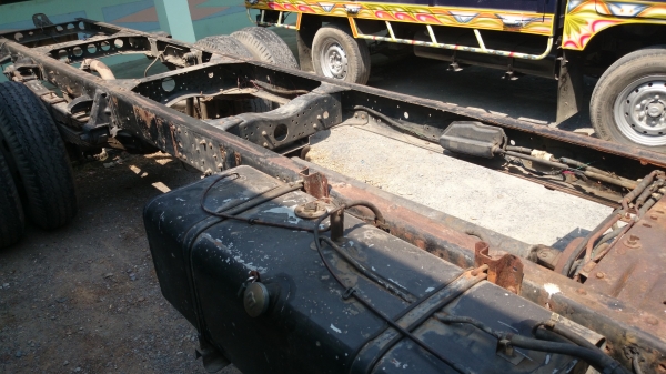 ขาย รถห้าง ISUZU  NPR  เครื่อง /4HF 135 ดั้มหัวได้ สวยๆทำสีใหม่หมดคับ ขาย 440000