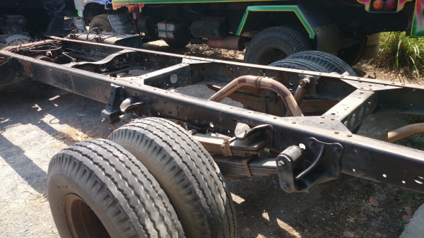 ขาย รถห้าง ISUZU  NPR  เครื่อง /4HF 135 ดั้มหัวได้ สวยๆทำสีใหม่หมดคับ ขาย 440000