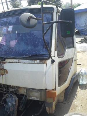 ขายหัวเก๋งสิบล้อ Mitsubishi fuzo. ตามสภาพ อุปกรณ์ครบ