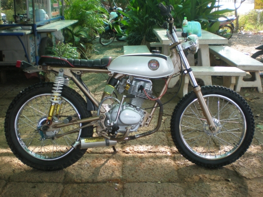 ขอขาย Jx 110  สีขาว