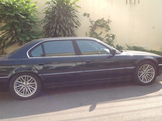 ขาย BM ซีรี่ 7 ราคา 550,000 โทร 0816678153 ต้น ขาย BM ซีรี่ 7 ราคา 550,000 โทร 0816678153 ต้น