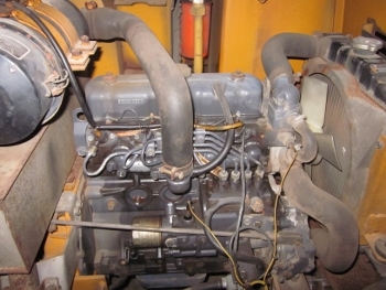 ขาย- รถขุด รถแบคโฮ MITSUBISHI: MA03 (PC 30) เครื่อง MITSU 4 สูบ พร้อมตู้เก๋ง