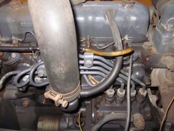 ขาย- รถขุด รถแบคโฮ MITSUBISHI: MA03 (PC 30) เครื่อง MITSU 4 สูบ พร้อมตู้เก๋ง