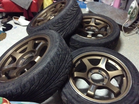 แม็กลายvolk TE 37 ขอบ 17 หกรูรถกระบะพร้อมยาง 9800 บาท