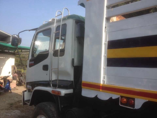 ขายสิบล้อดั้มสองเพลา อีซูซุ เด๊กก้า 270 เล่มทะเบียนครบ ราคาคุยได้