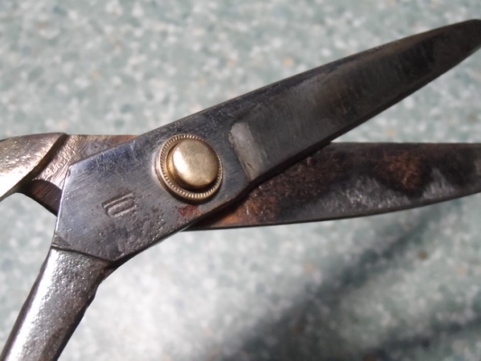 กรรไกร หมุดทองเหลือง งานเก่า