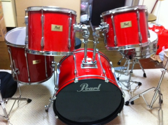 ขาย กลองชุด Pearl  มือสองญี่ปุ่น สภาพดี