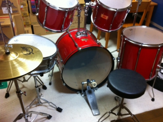 ขาย กลองชุด Pearl มือสองญี่ปุ่น สภาพดี ขาย กลองชุด Pearl มือสองญี่ปุ่น สภาพดี