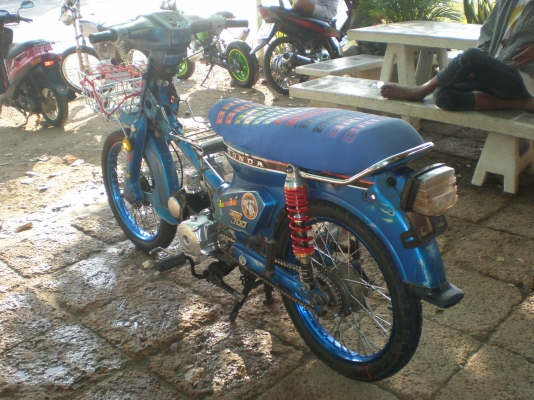 ลดราคากันไปเลยครับนันทิดาเครื่องไทเกอร์125 เเต่งเเรงๆ ราคาเบาๆ มีเล่มทะเบียน 14500 บาท