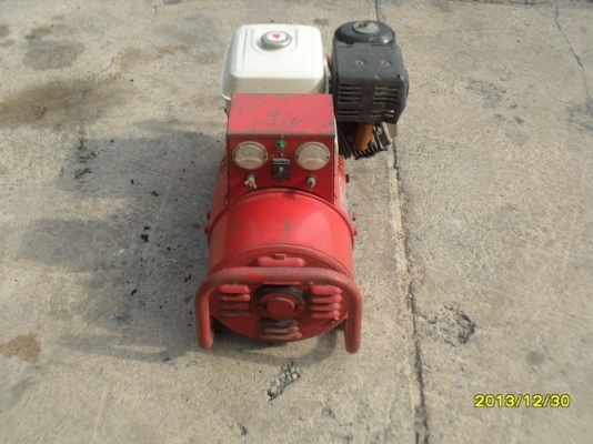 เครื่องปั่นไฟ HONDA  แท้ 3 KW 8 HP ทนทาน สภาพดีมาก เงียบ สตารท์ง่าย