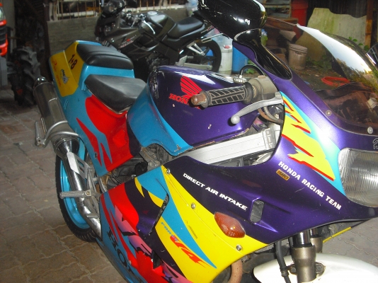 ขายHonda Vfr Nc24 (ทะเบียนพร้อมโอน)