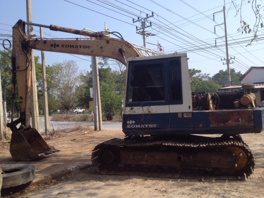 ขายครับ KOMATSU 120-3 ลอนเลอร์ 7 ลูก สนใจโทรสอบถามได้นะครับ