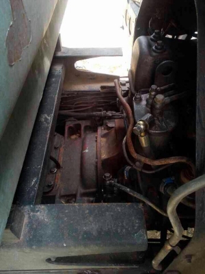 รถอีซูซุ 10 ล้อดั้ม 240 แรงม้า. สนใจติดต่อ 081 - 6079515