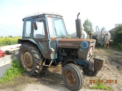 ขายด่วน FORD 5600  CMT- TT ลำนารายณ์  084-0747874 ปานครับ