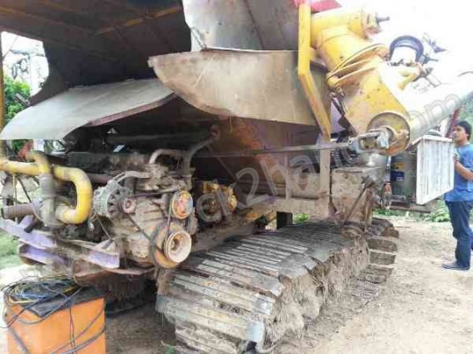 รถเกี่ยวอุ้ม2.5ตันเครื่องhino195hp.เทอโบร์ ho7dตัวเดิน12ht