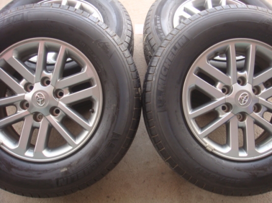 ล้อแม็ก VIGO CHAMP 17 สีรมดำ (รุ่นพิเศษ 50 ปี) พร้อมยางปี 12