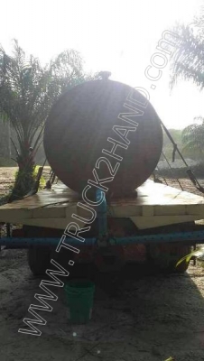 รถบรรทุก 10 ล้อพื้นเรียบ ยี่ห้อ ISUZU 370 แรงม้า (ไม่ขายถังน้ำ)