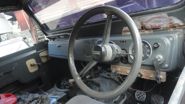 ขายรถนิสพลาทอลราคาถูก มีทะเบียน