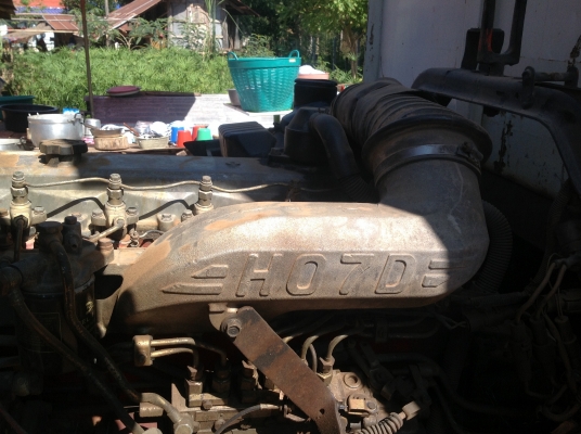 ขายรถบรรทุกหกล้อดั้ม Hino. 195 แรงม้า