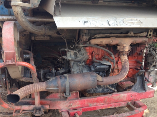 รถเกี่ยวข้าว FG 2002