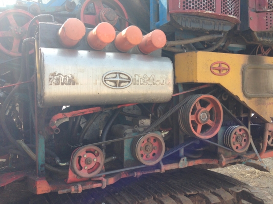 รถเกี่ยวข้าว FG 2002