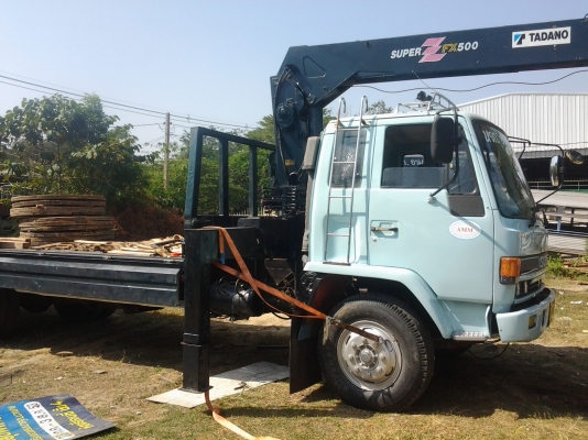 ต้องการขายรถอีซูซุร๊อกกี้เครื่อง175แรงปี39ติดเครน5ตันเครื่องดีคัชซีสวยสนใจติดต่อโดยตรง