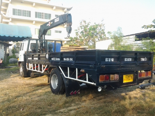 ต้องการขายรถอีซูซุร๊อกกี้เครื่อง175แรงปี39ติดเครน5ตันเครื่องดีคัชซีสวยสนใจติดต่อโดยตรง