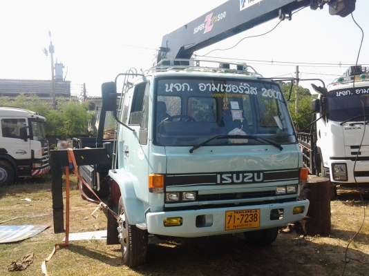 ต้องการขายรถอีซูซุร๊อกกี้เครื่อง175แรงปี39ติดเครน5ตันเครื่องดีคัชซีสวยสนใจติดต่อโดยตรง