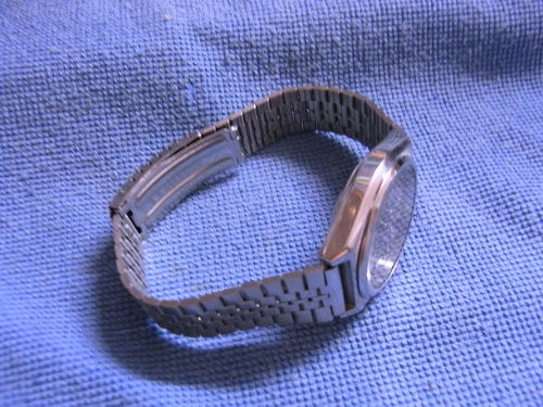 2ม.ค.((น้าเล็ก)) นำเสนอนาฬิกาข้อมือ หลายเรือน 2ม.ค.((น้าเล็ก)) นำเสนอนาฬิกาข้อมือ หลายเรือน