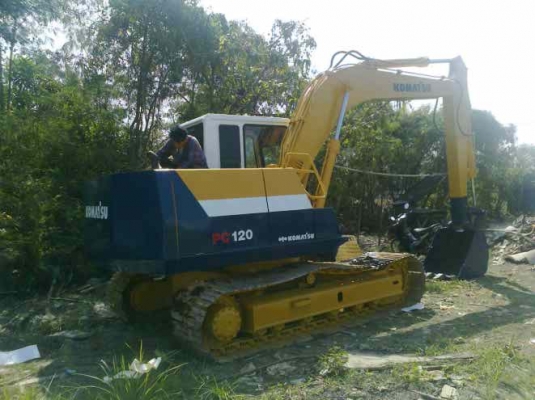 ขายรถสภาพเก่านอก รถสวย โซ่ดี  PC 100-5 ราคา 570,000 บาท เจ้าของขายเอง