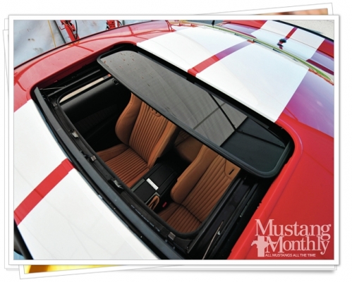 จำหน่ายหลังคา Sunroof และบริการติดตั้ง เปลียนรถบ้าน เป็นรถหรูมีสไตล์