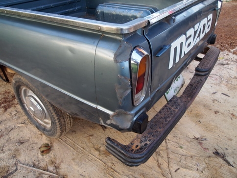 ขายรถ Mazda 1000  ปี2519  4 เกียร์คอ ตามสภาพพร้อมใช้งาน