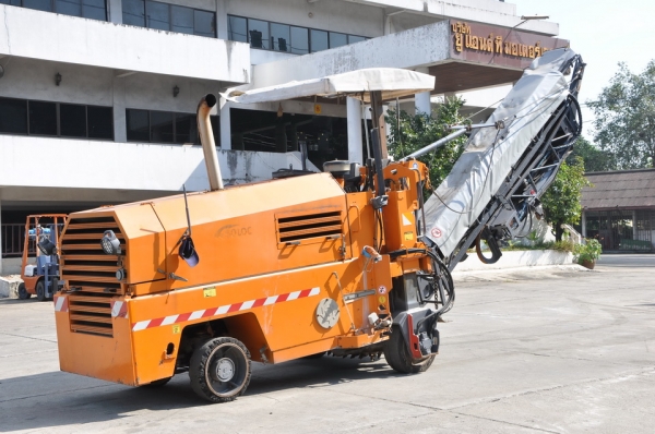 WIRTGEN  W 1000  SN  0526