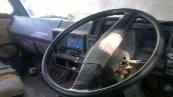 ISUZU NPR รถห้างแท้