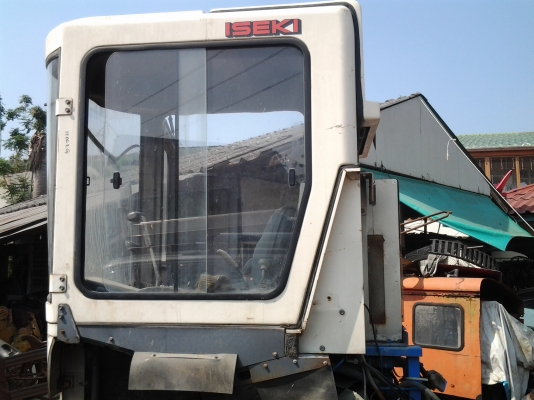 ขายรถตีนตะขาบดั้มเก่ายี่ปุ่น นั้งขับใหญ่ เอาไปดัดแปลงเป็นรถเกี่ยวข้าวก็ได้หรือรถคีบอ้อย+ขนมัน+ข้าวโพด+ขนสัปรส+เหมาะกับที่ลำบากครับ ขายถูกกว่ามอไซ 55000 บาทเท่านั้น