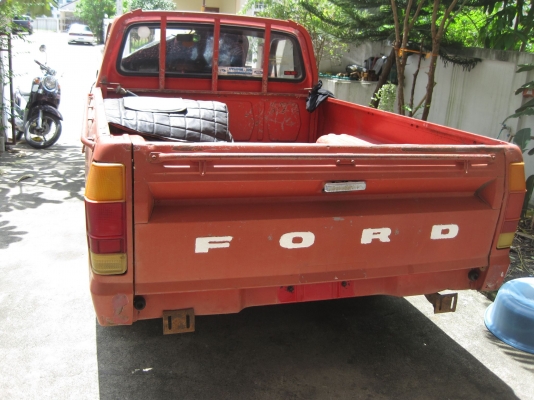 ขาย ford คูเรีย แห้งๆ วิ่งไกล ตจว.บ่อย ขาย ford คูเรีย แห้งๆ วิ่งไกล ตจว.บ่อย