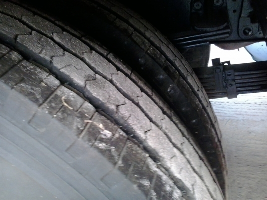 ขายรถบรรทุกหกล้อเครื่องแรงสุดๆ