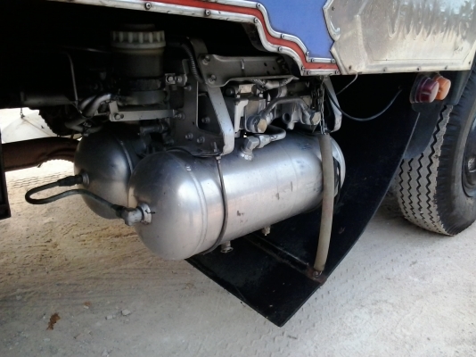 ขายรถบรรทุกหกล้อเครื่องแรงสุดๆ