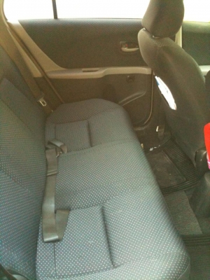 ขาย Toyota Yaris ปี2552 Auto สภาพดีมากเครื่องดีช่วงล่างแน่นๆ เพิ่งต่อภาษีมาและทำประกันชั้น1 หมดอีกครั้งเดือน พย ปีหน้า57 ขายแบบของขวัญปีใหม่สำหรับคนรักยาริสจริงๆ ขายเพียง 115,000.-บาทเท่านั้นครับ สนใจติดต่อ Gun 093-9319456 รถจอดที่กรุงเทพครับ