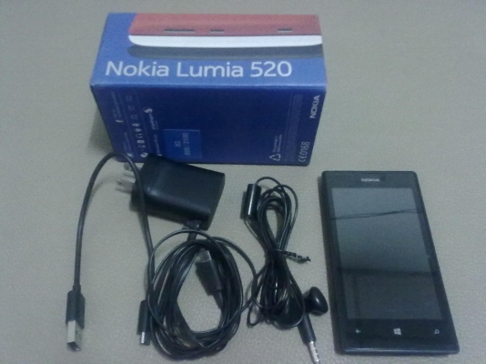 Nokia Lumia 520 ถูกๆๆสวยๆจร้าพร้อมส่ง