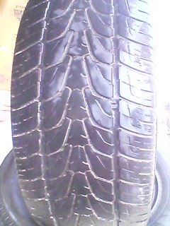 ขายด่วน! ยาง 265/60/R17  ราคา 4 เส้น 1,900 จัดส่งได้