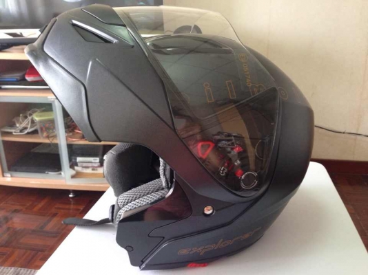 หมวกกันน็อค bilmola explorer ขายถูกมาก สภาพใหม่ครับ